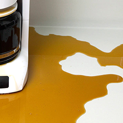 кофемашина Brasilia протекает